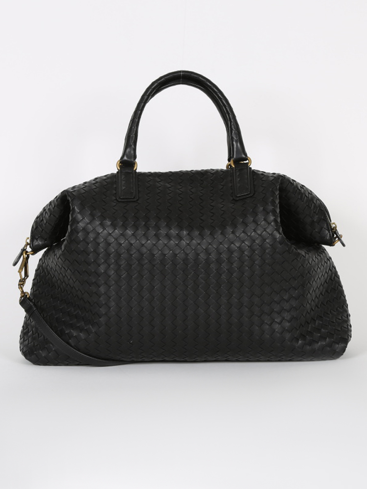 Bottega Veneta Maxi Convertible Bag Intrecciato Nero www.luxurybags