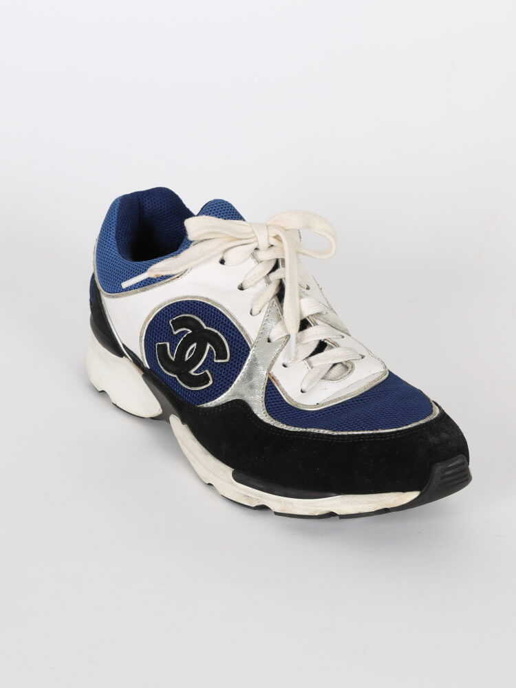 Ynkelig Uenighed Vælge Chanel - CC Cruise Suede Trainer Sneakers Blue 41 | www.luxurybags.de