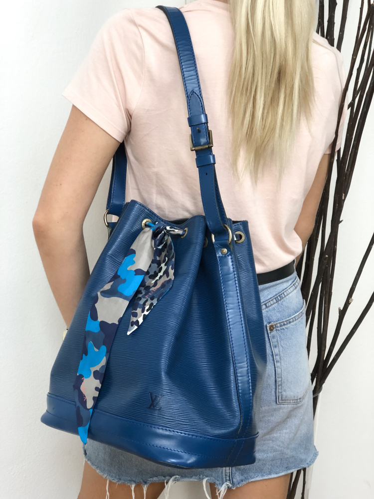 Louis Vuitton Noe Epi Leather Toledo Blue www.luxurybags