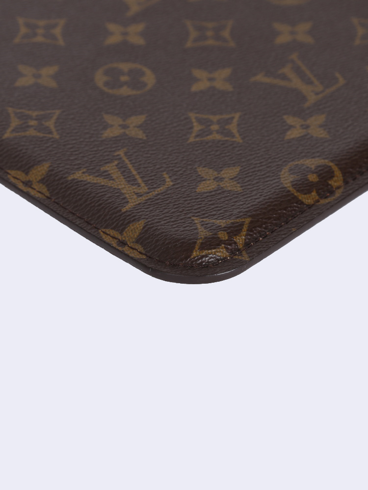 Authentic Louis Vuitton iPad Sleeve Monogram Canvas Case CT4190