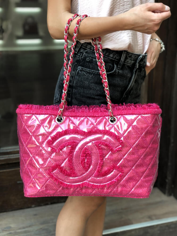 Chanel vinyl tote bag deals