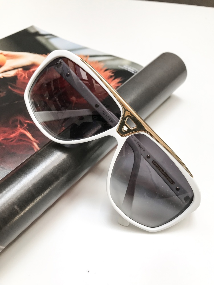 Louis vuitton evidence best sale white