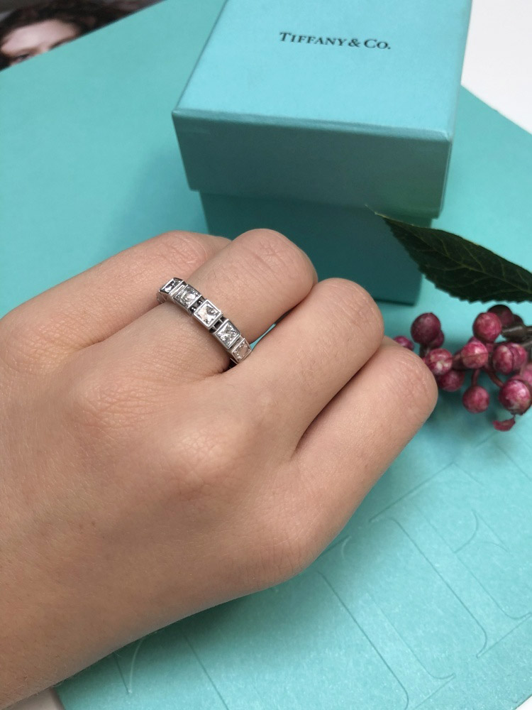 Tiffany Co. T Diamond Line 18kt White Gold Ring 52 www