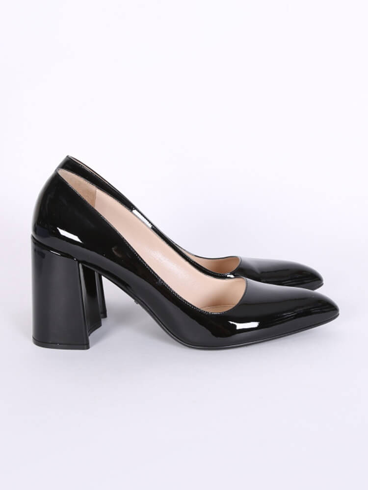 Prada Patent Block Heel Pumps Black 39 5 www.luxurybags