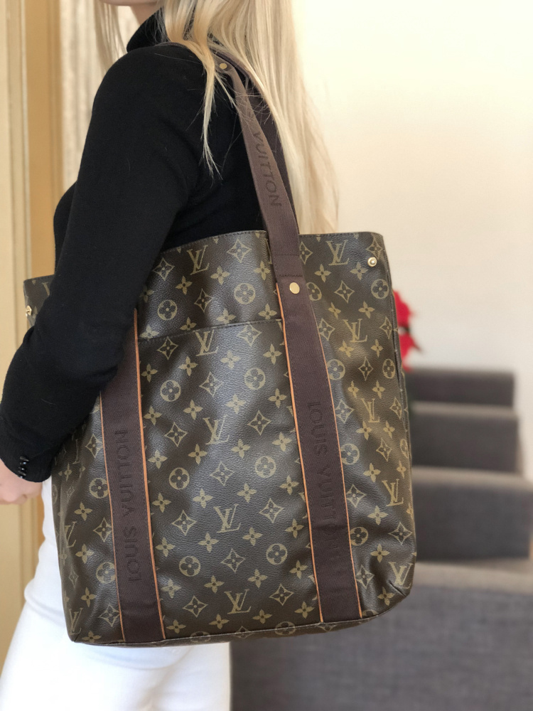 Louis Vuitton Cabas Beaubourg Monogram Cnavas www.luxurybags