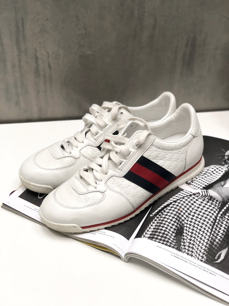 Gucci store sl73 white
