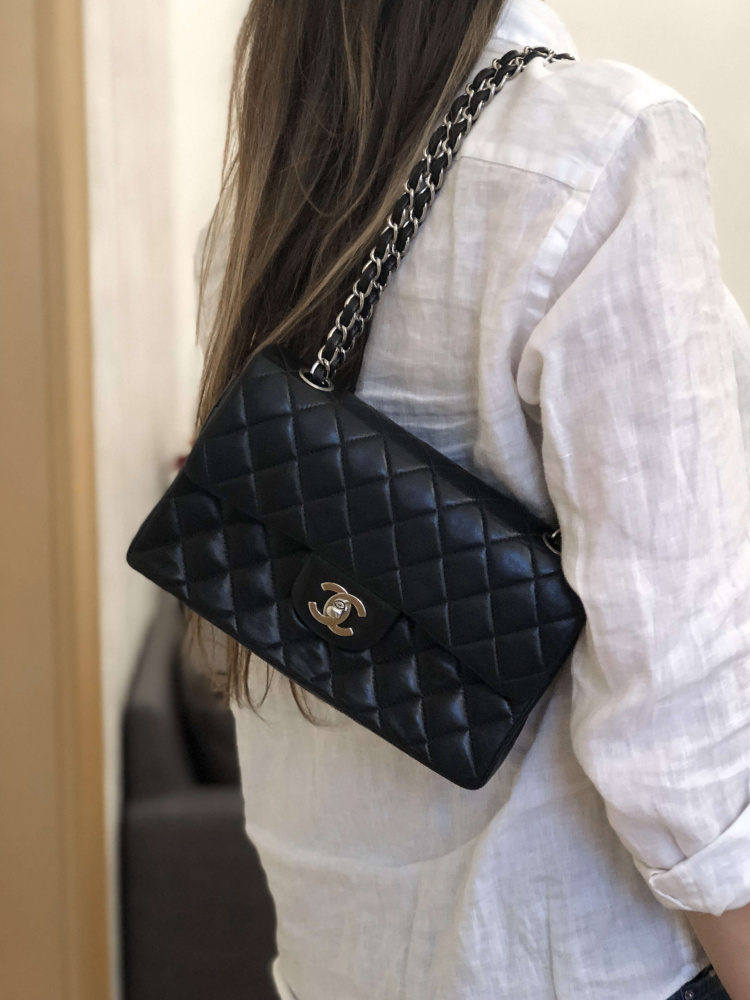 Chanel Classic Flap Bag Small Lambskin Leather – l'Étoile de Saint Honoré