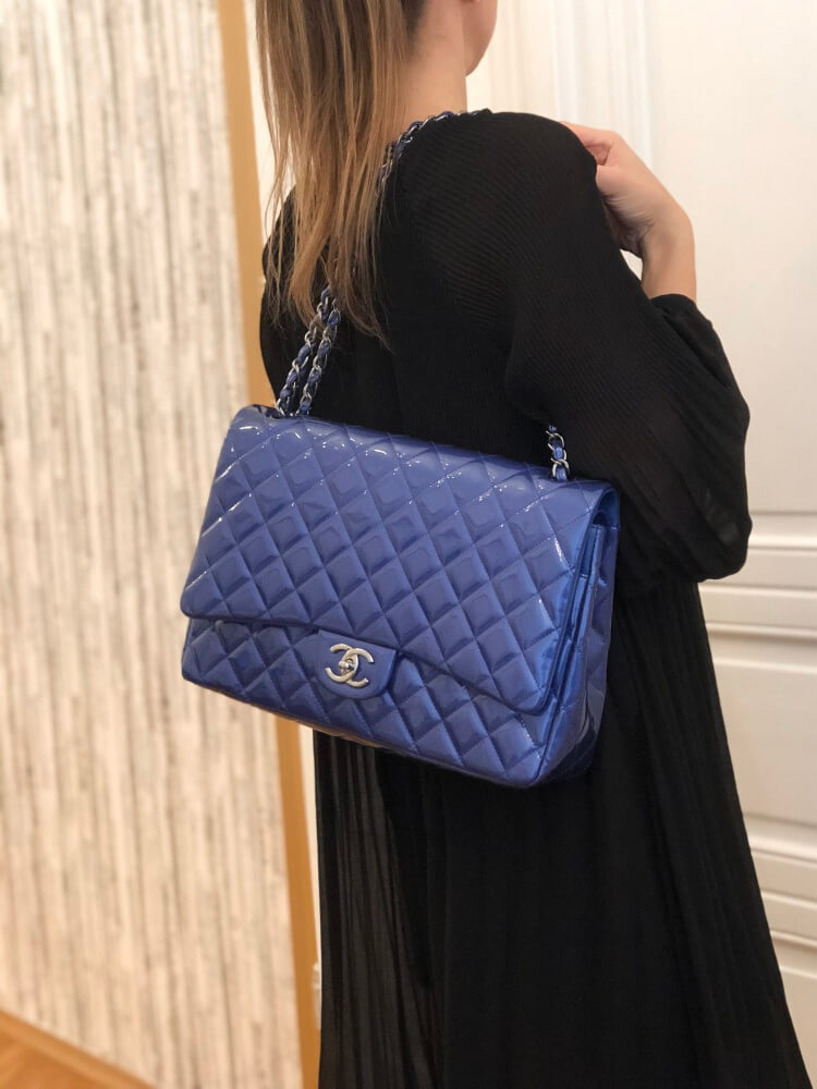Chanel electric blue bag deals