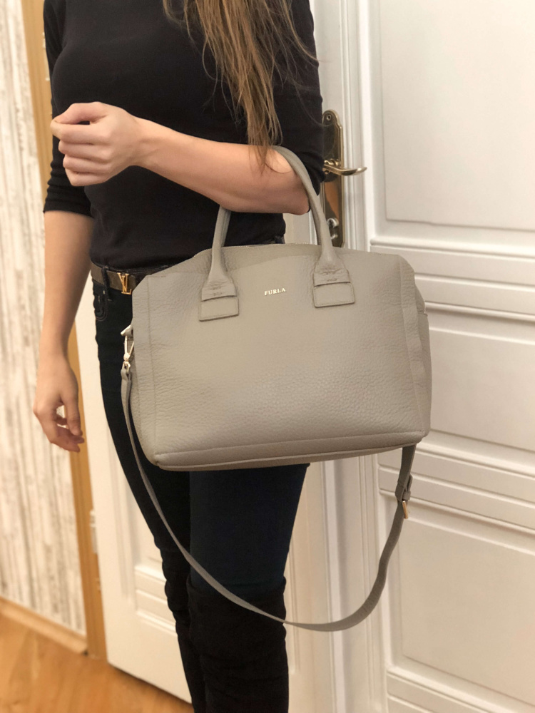 Furla capriccio satchel deals