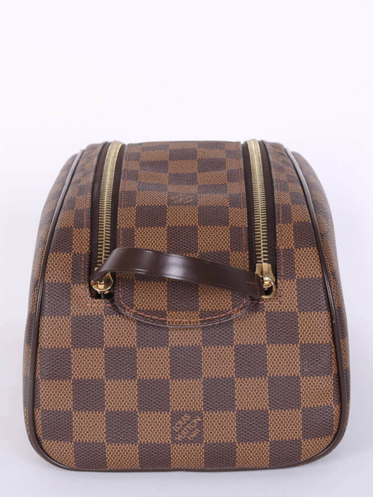 Louis Vuitton Toiletry Bag Damier King Size Brown 23496757