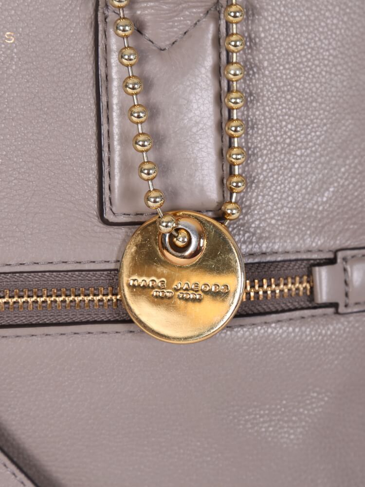 Marc jacobs east west tote sale best sale