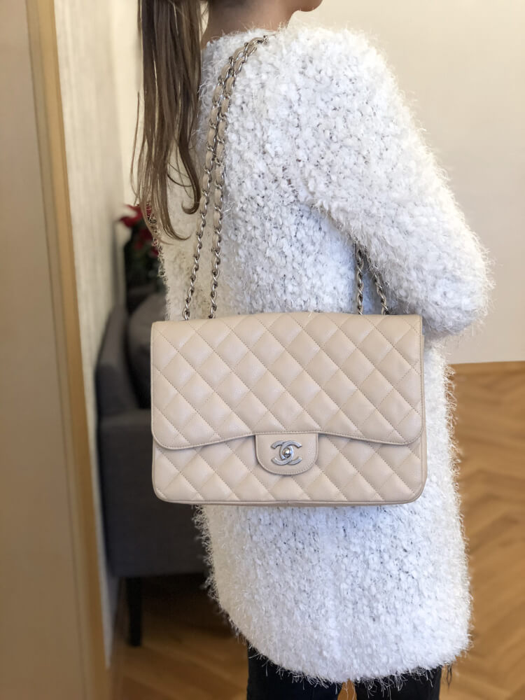 Chanel Jumbo Classic Single Flap Handbag
