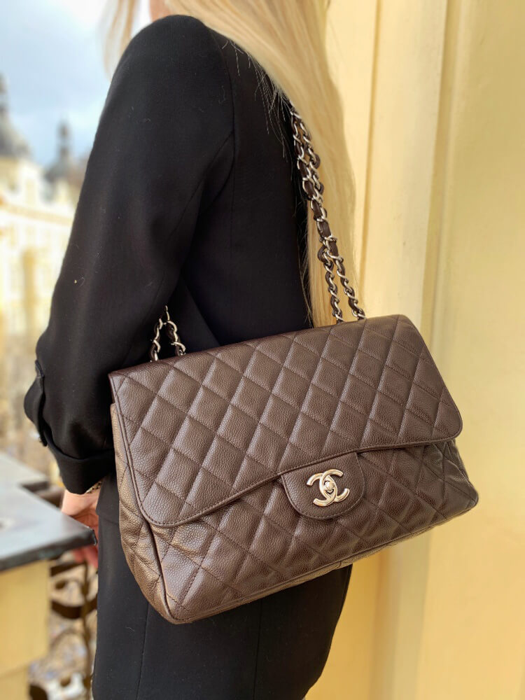 Chanel Classic Jumbo Single Flap Bag