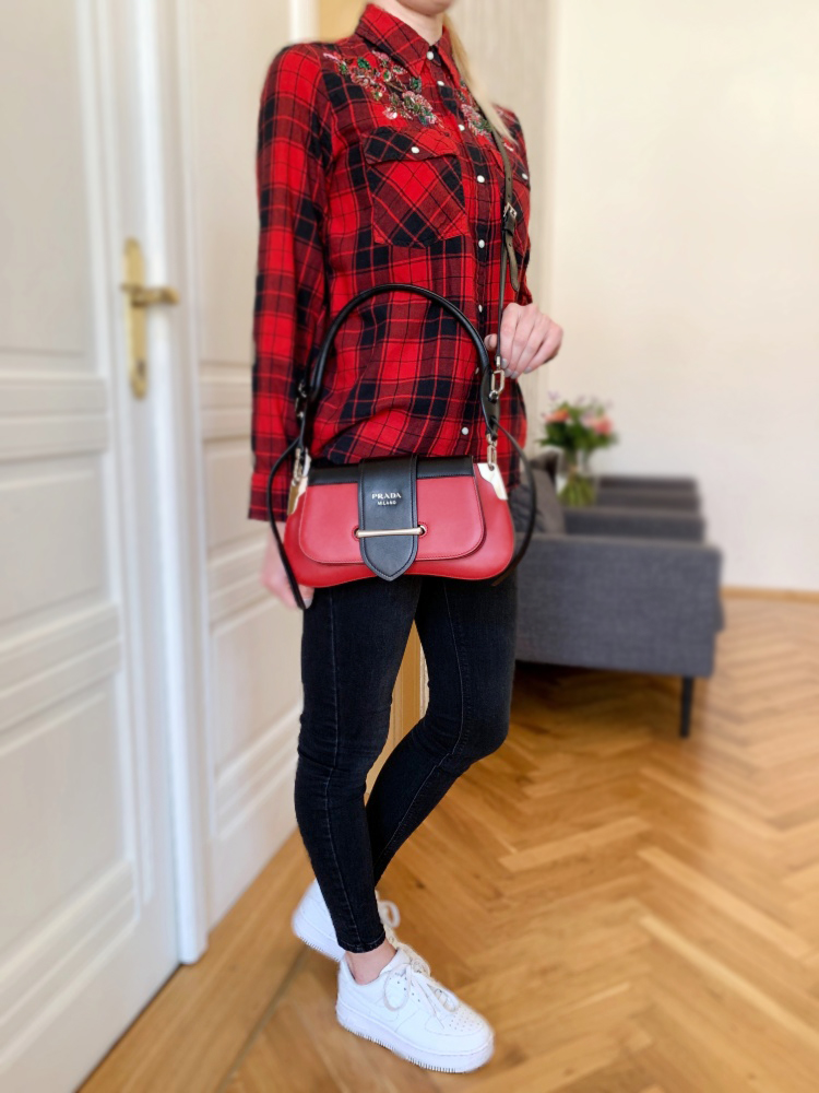 Prada Sidonie Two Tone Calfskin Shoulder Bag Rosso Nero www.luxurybags