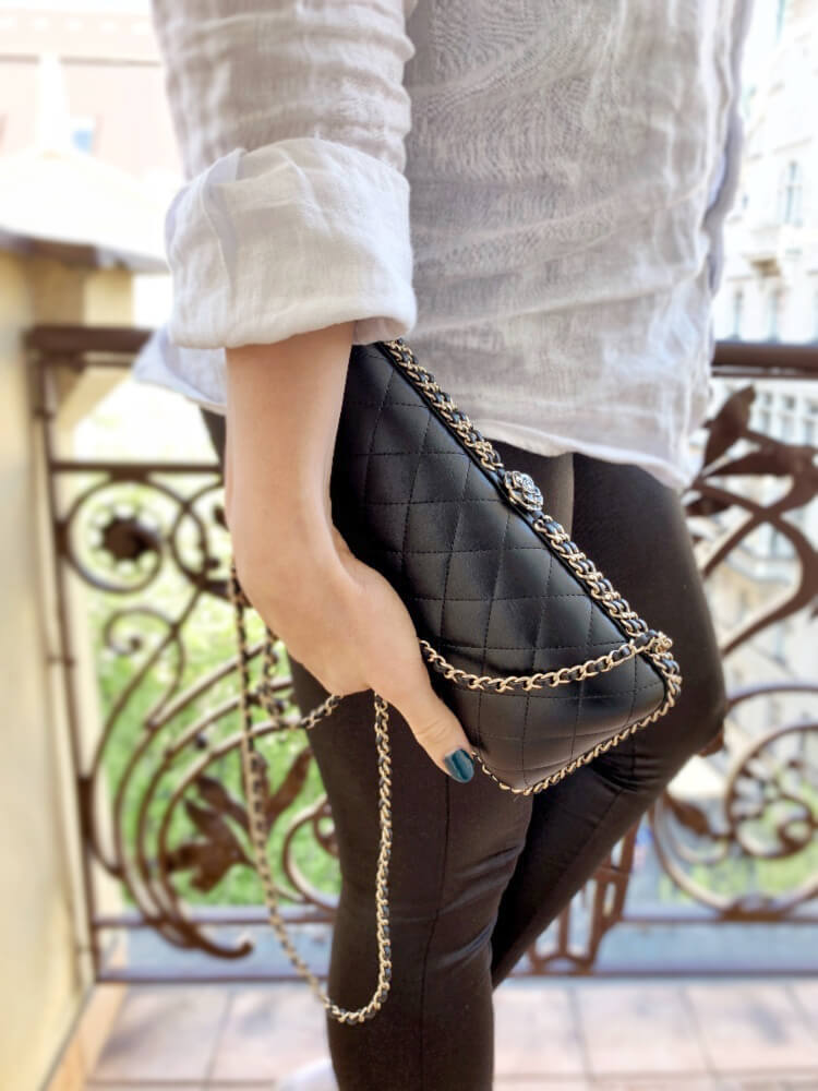 Chanel Chain Around Box Clutch Quilted Lambskin Noir www.luxurybags