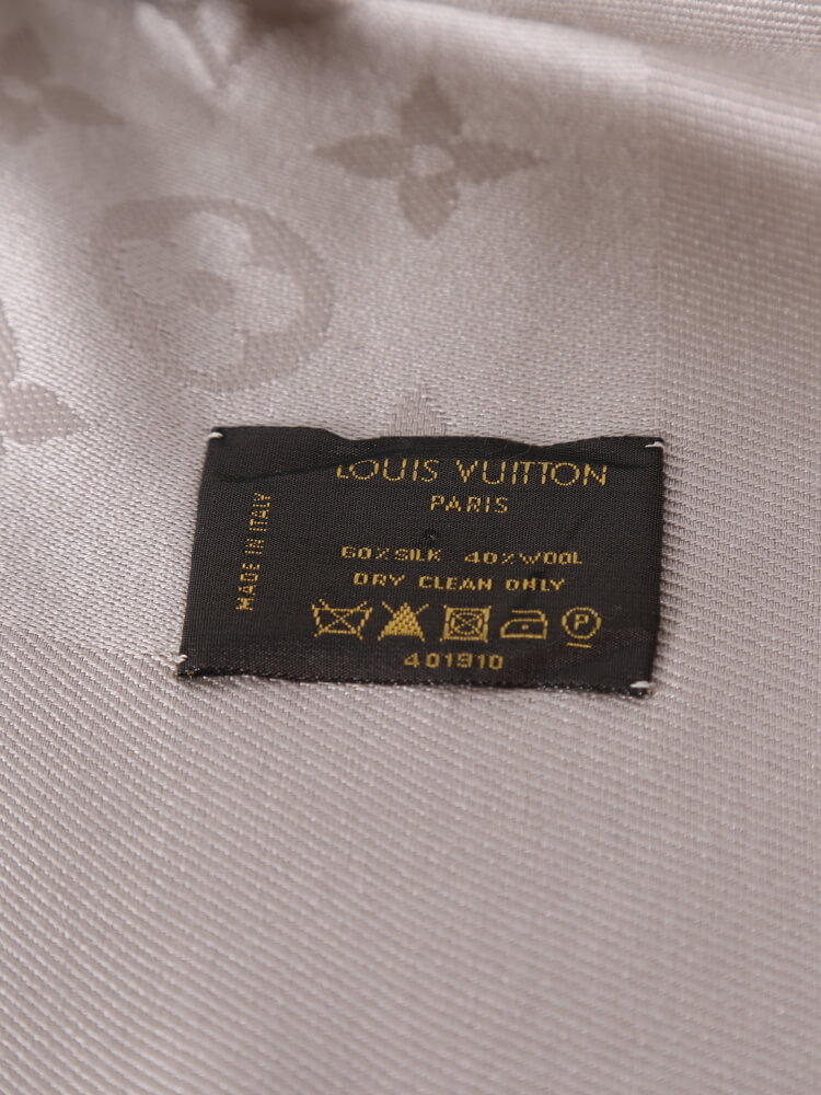 Louis Vuitton - Monogram Shawl Greige
