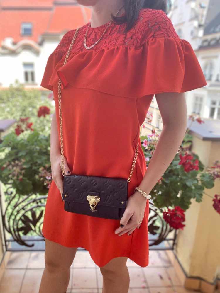 Louis Vuitton Vavin Monogram Empreinte Leather Chain Wallet Noir www.luxurybags