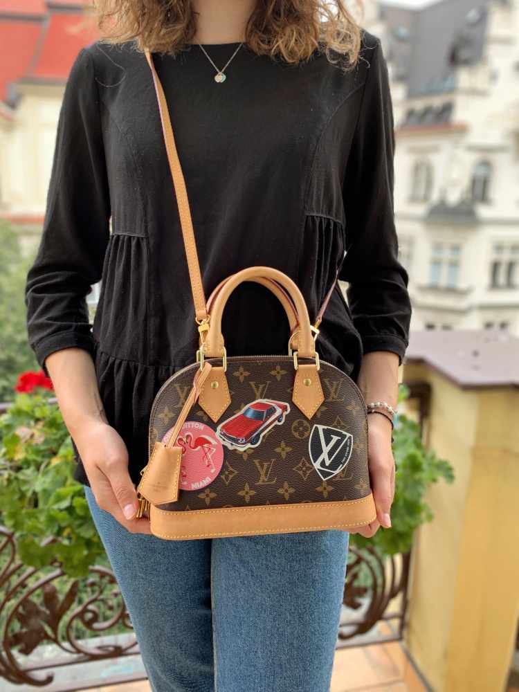 Louis Vuitton Monogram Canvas Alma PM QJB06YHJ0F304