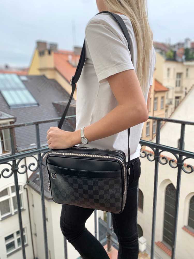 Louis Vuitton Damier Graphite Trocadero Messenger PM