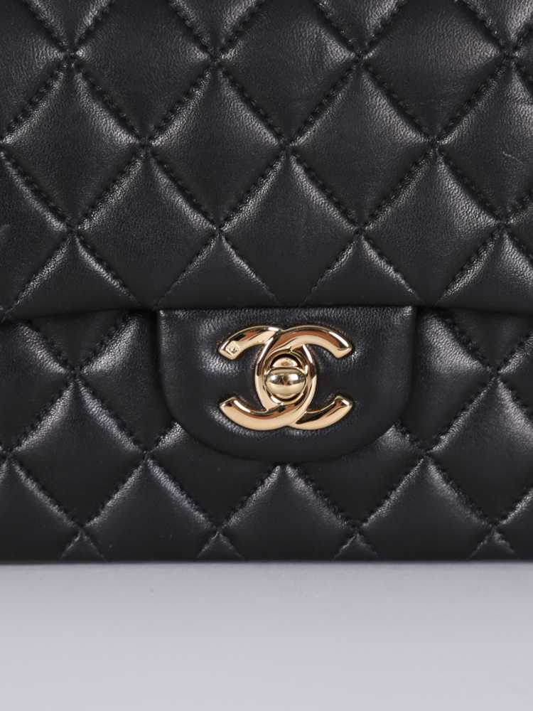 Chanel - Medium Classic Flap Bag Lambskin Noir