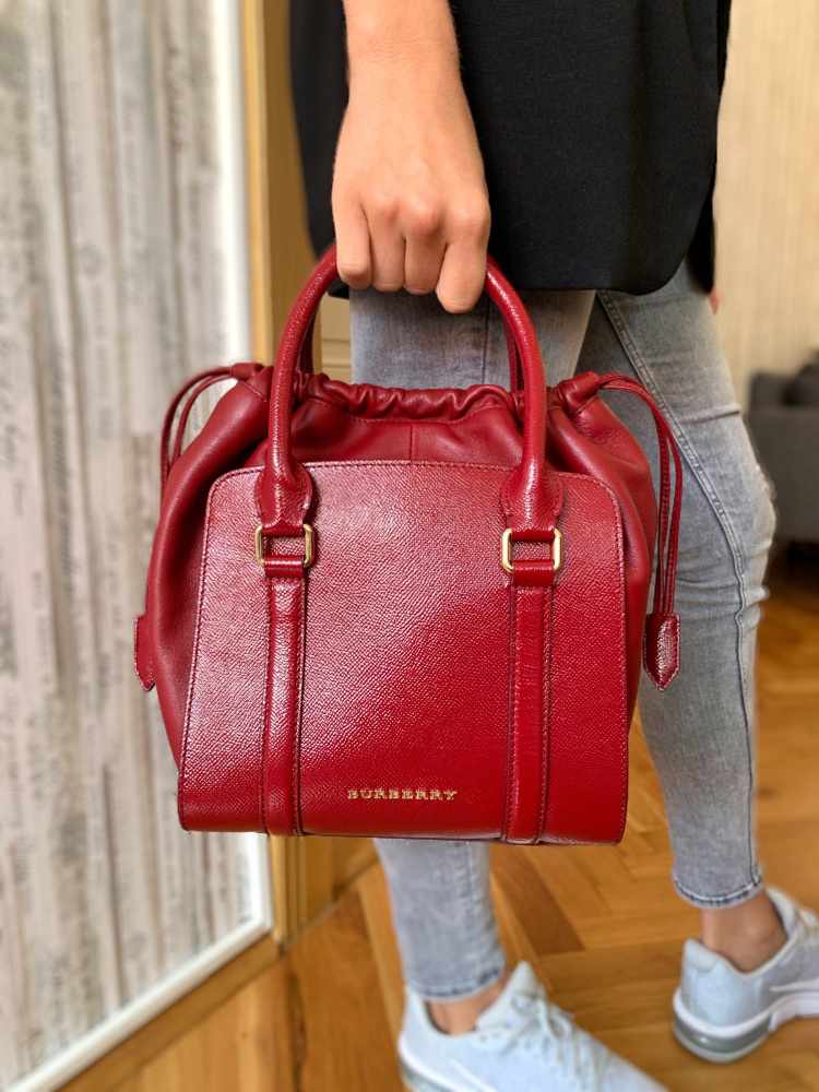 Burberry dinton bag deals