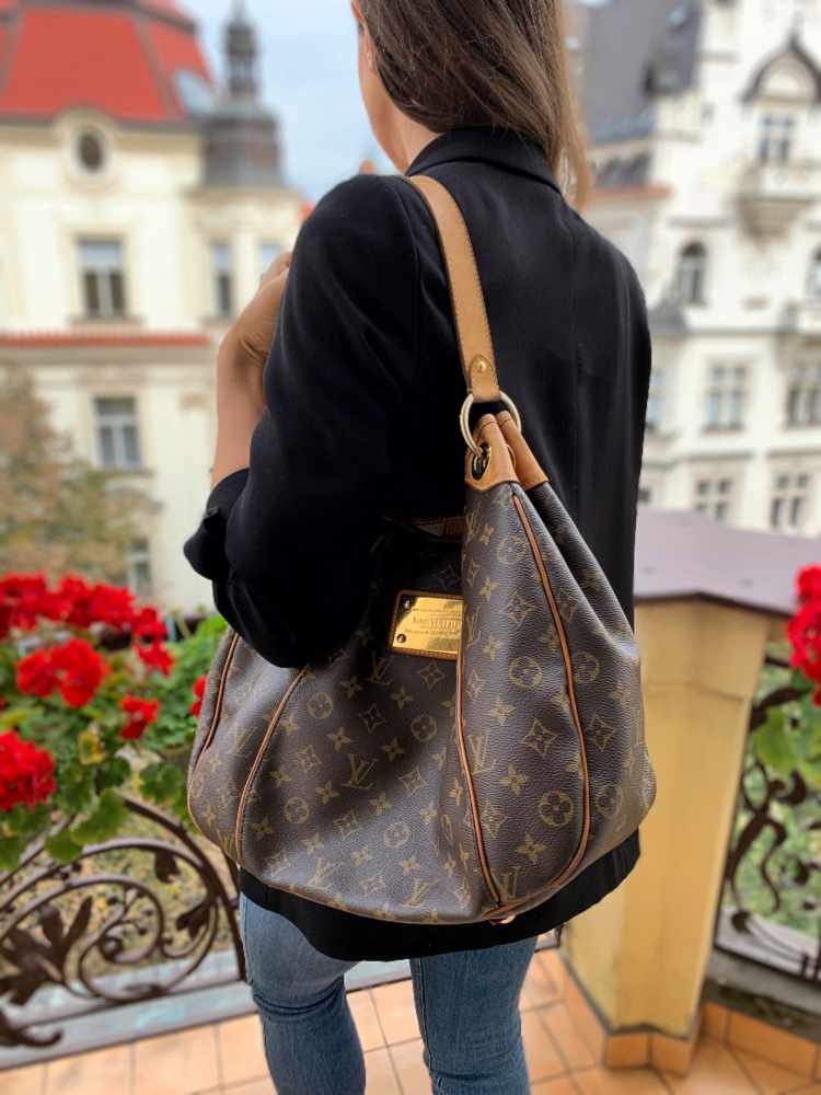 Louis Vuitton Monogram Canvas Galliera PM Bag