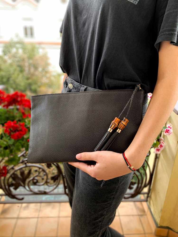Gucci bamboo tassel clutch hotsell