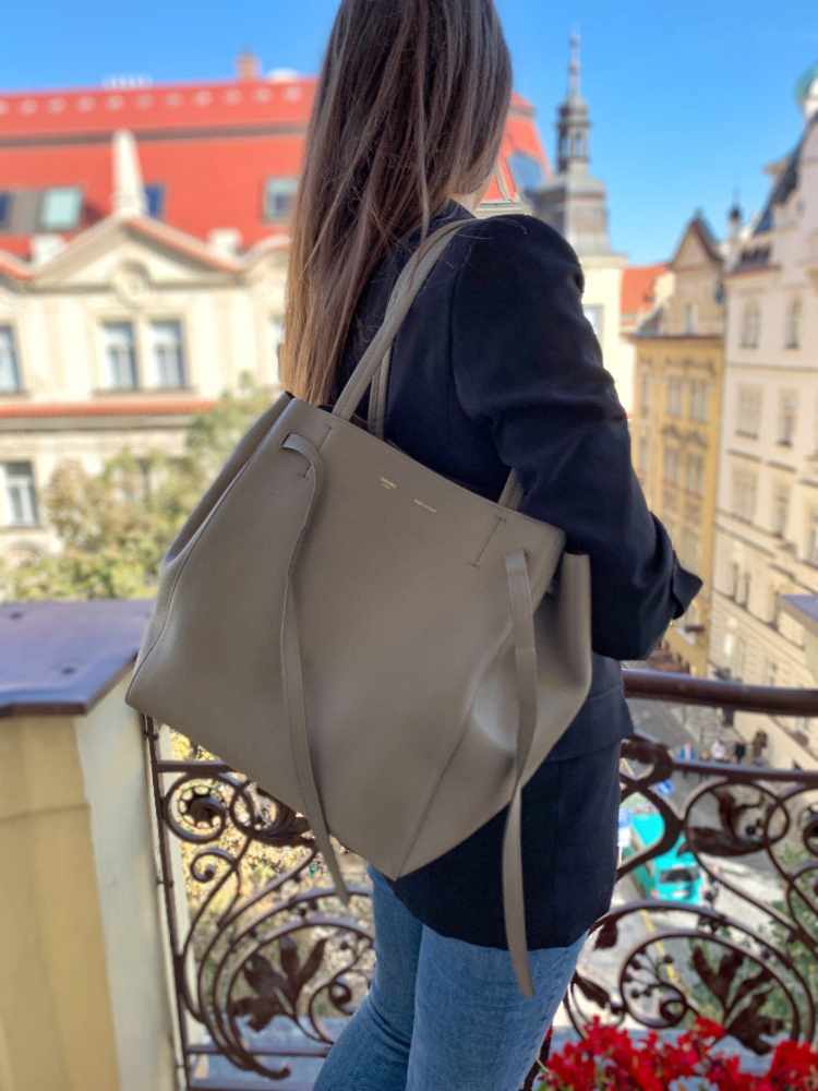 Medium cabas phantom celine 2025