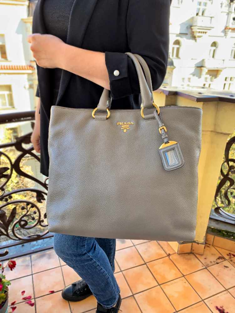 Prada Vitello Daino Shopping Bag Agrilla www.luxurybags