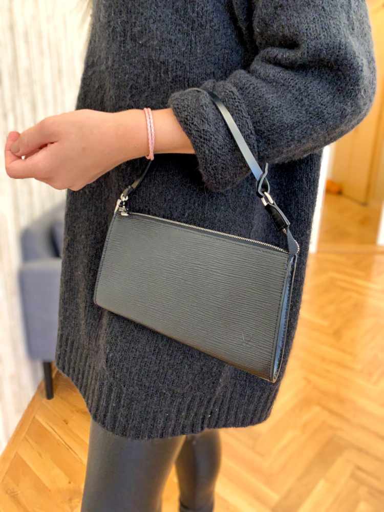 Louis Vuitton Pochette schwarz Epi