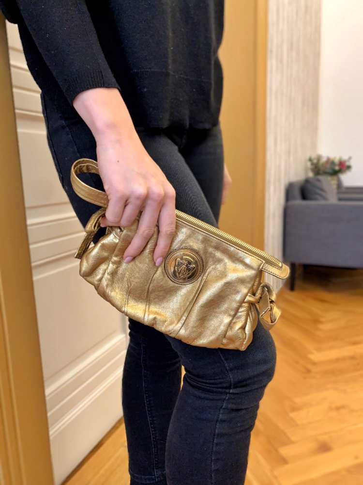 Gucci Hysteria Calfskin Wrist Clutch Gold www.luxurybags