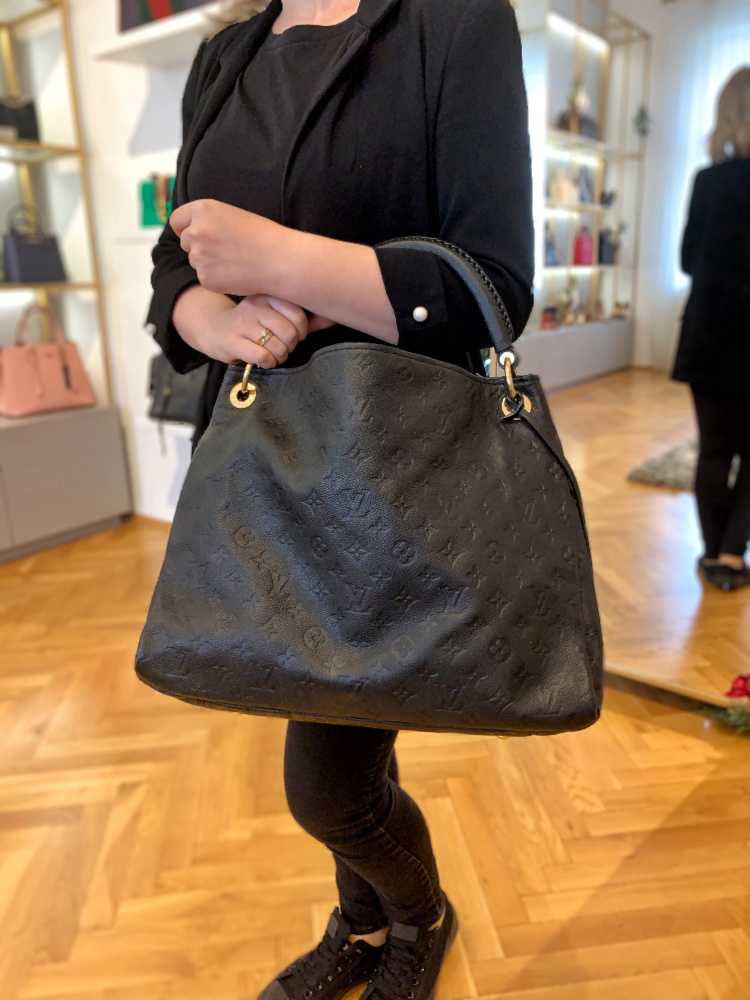 Louis Vuitton - Artsy MM Monogram Empreinte Leather Noir