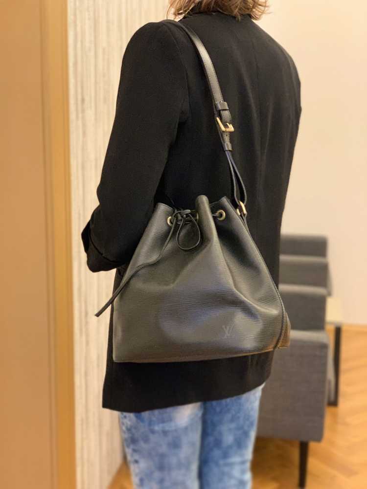 Louis Vuitton - Noe Petit in Black Epi – curatedbysol