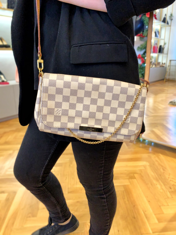 Louis Vuitton Favorite MM Damier Azur Canvas N41275 N41277  Louis vuitton  favorite mm, Cheap louis vuitton bags, Louis vuitton