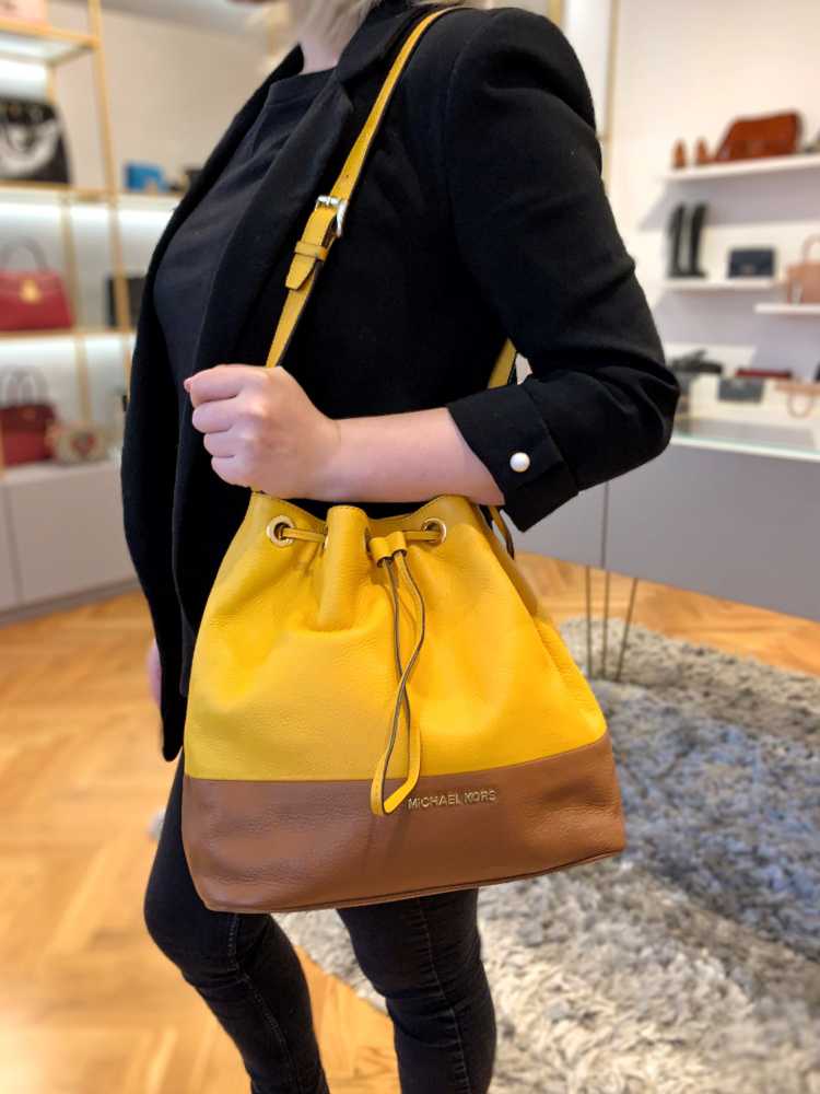 Michael kors jasmine satchel best sale