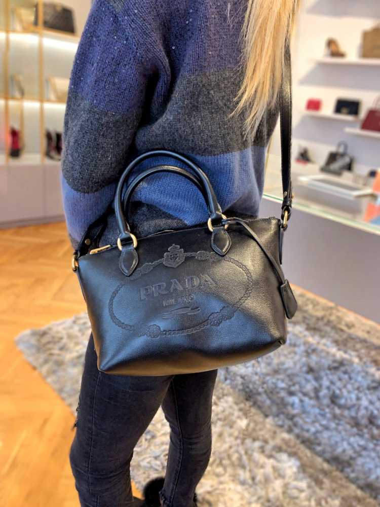 Prada glace calf nero deals