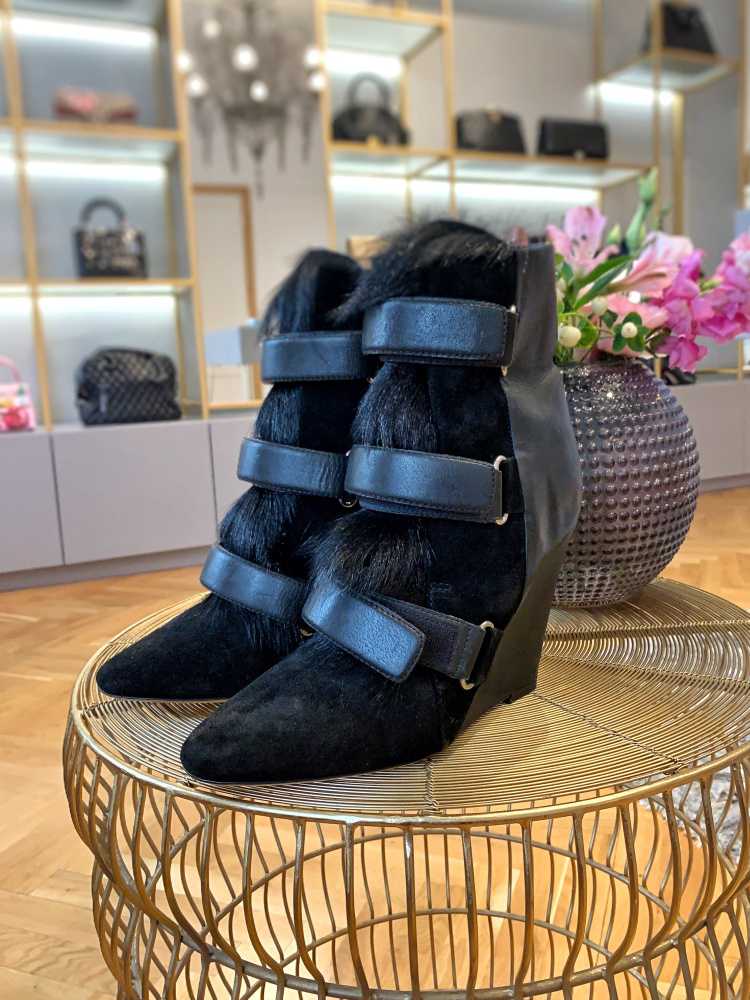 Wedges with fur hotsell