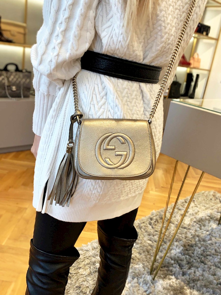 Gucci Soho Leather Chain Crossbody Gold www.luxurybags