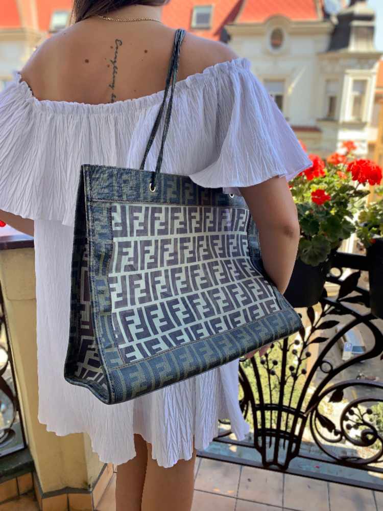 Fendi mesh ff logo shopper sales