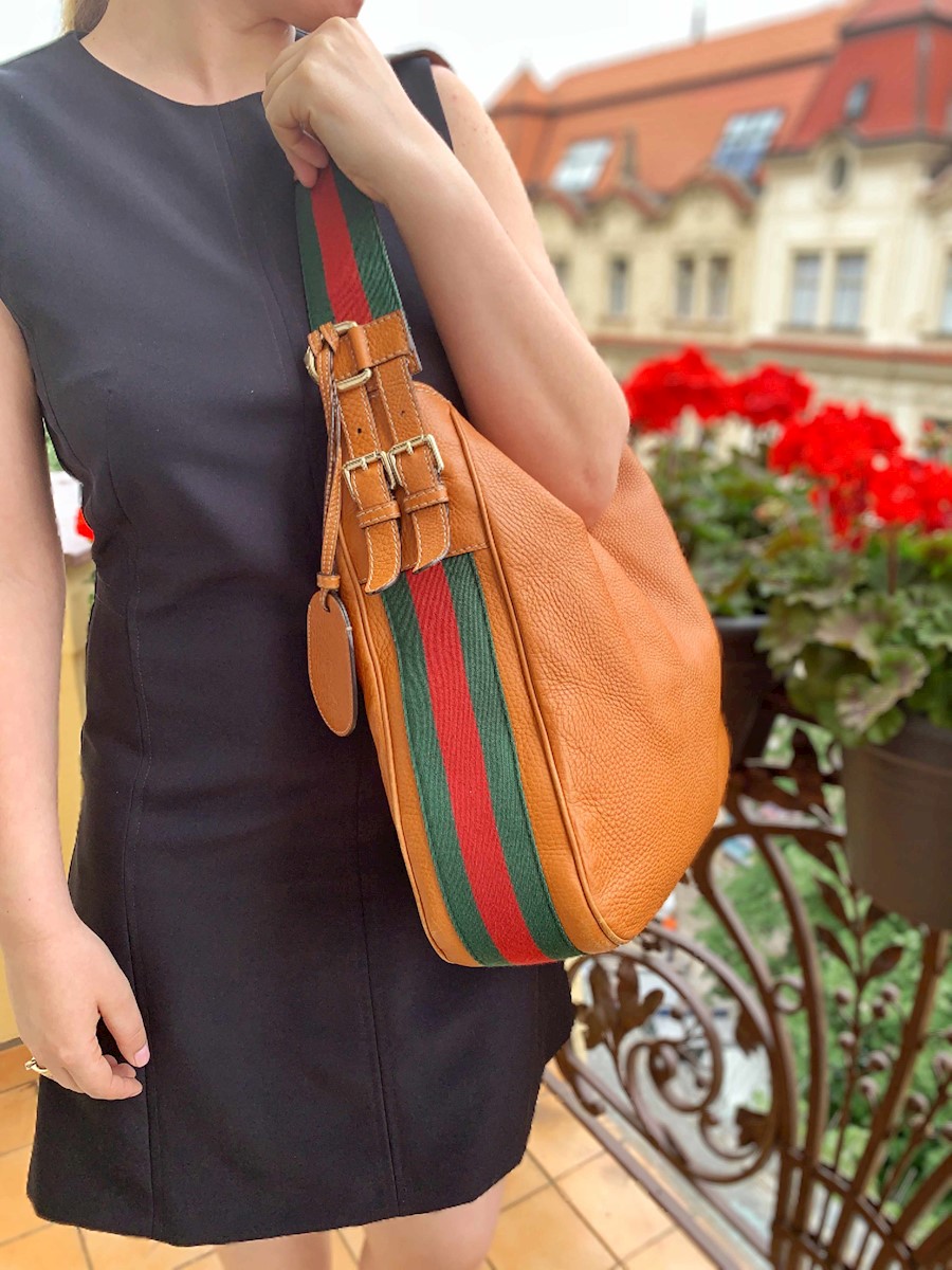 Gucci heritage medium shoulder bag deals