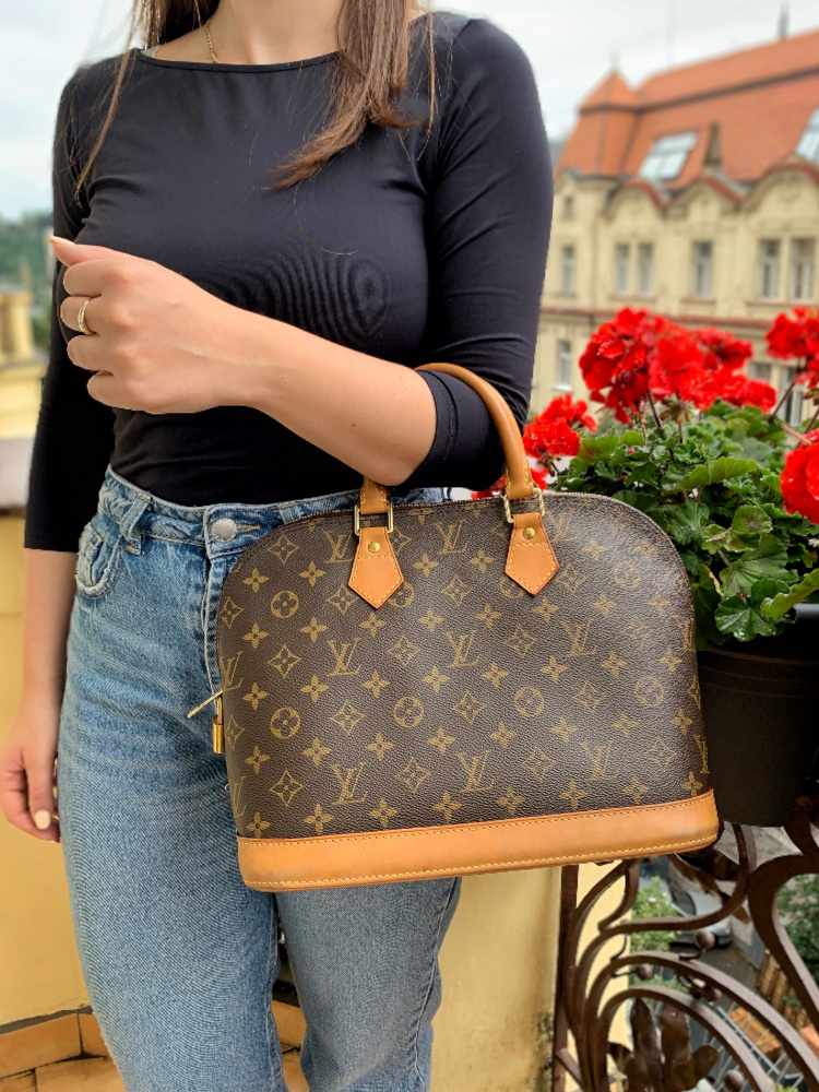 LOUIS VUITTON Damen Alma aus Leder in Braun