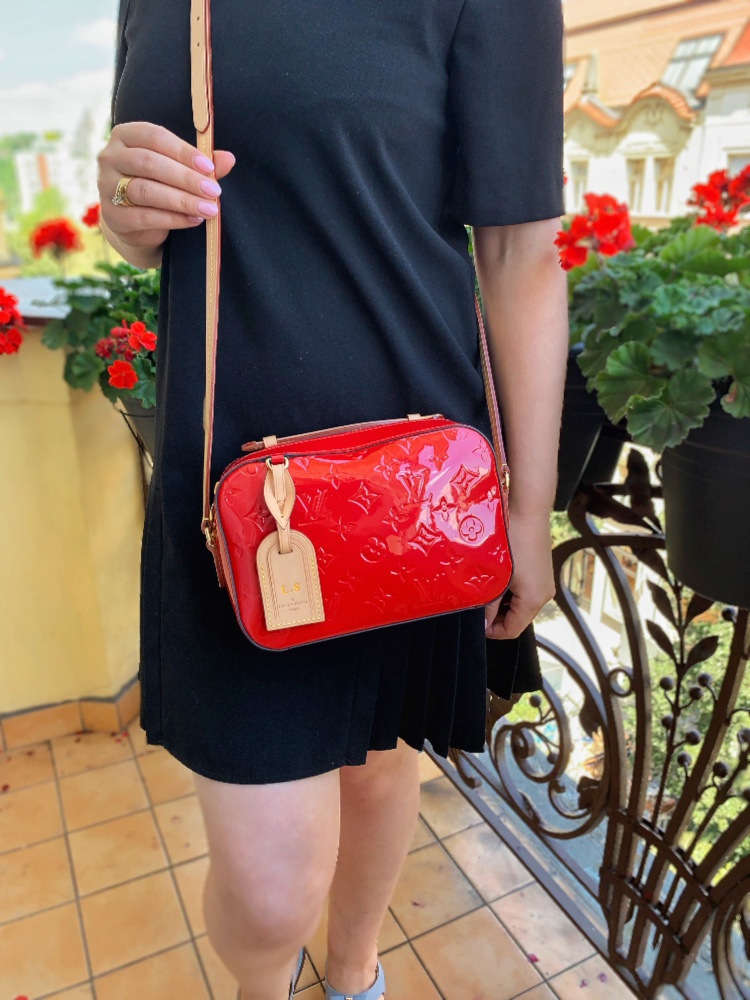 Louis Vuitton Santa Monica Monogram Vernis Leather Cerise www.luxurybags