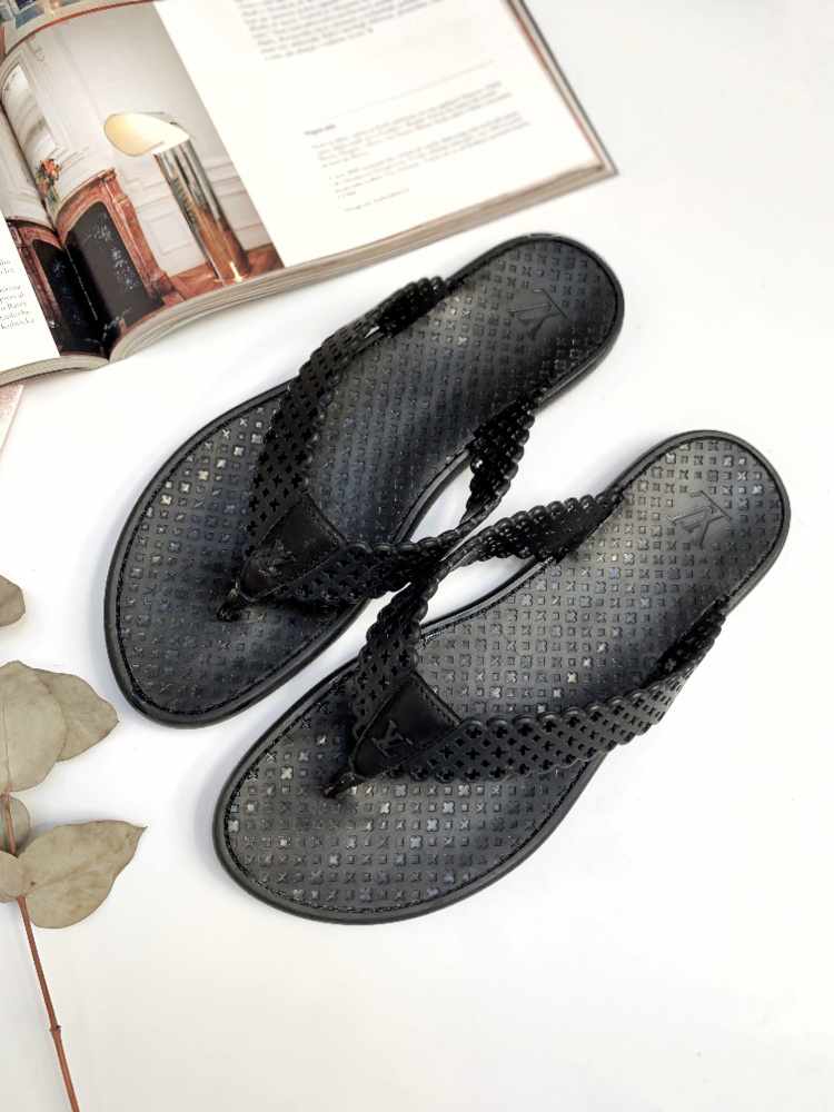 Louis Vuitton Tattoo Rubber Flip Flops Black 38 www.luxurybags
