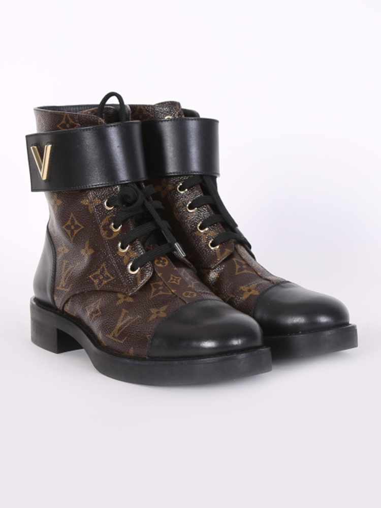 Louis Vuitton Brown/Black Monogram Wonderland Ranger Boots Size 39 Louis  Vuitton | The Luxury Closet