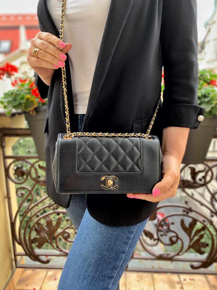 Chanel Mademoiselle Small Flap Bag Calfskin Noir www.luxurybags