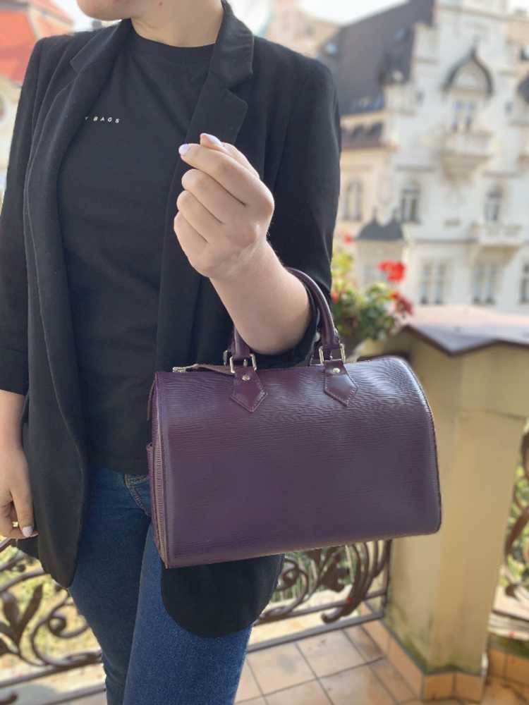 Louis Vuitton Speedy 25 Epi Leather Cassis www.luxurybags