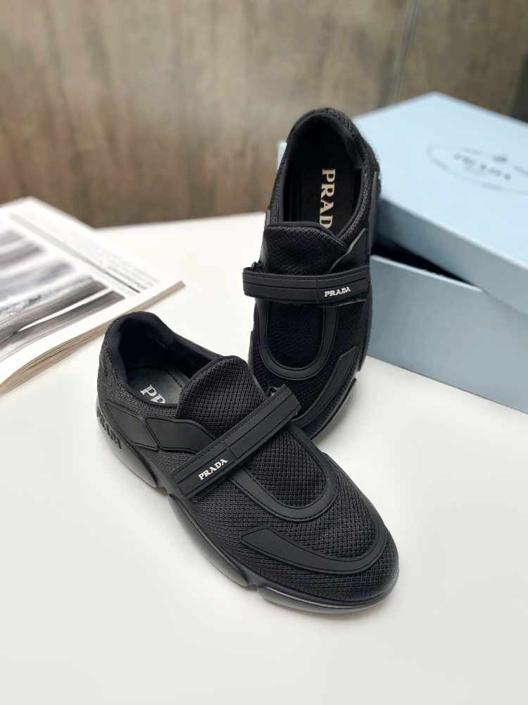Prada Knit Fabric Cloudbust Sneakers Nero 38 www.luxurybags