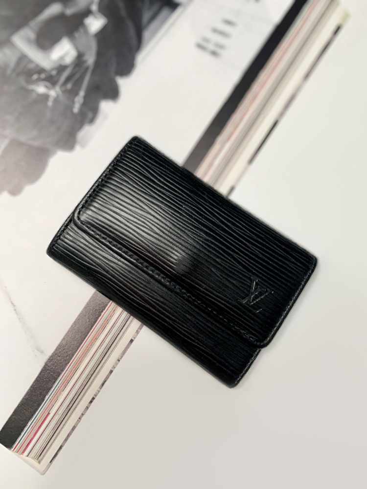 Leather key holder louis vuitton sales