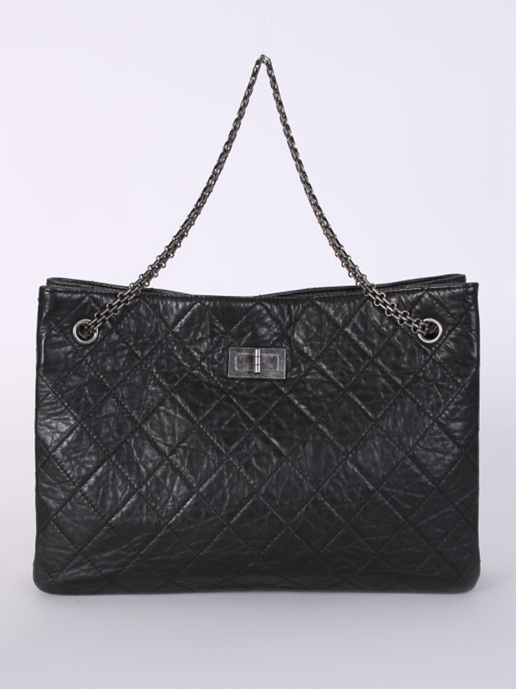 Chanel Reissue 2.55 Aged Calfskin Tote Noir www.luxurybags