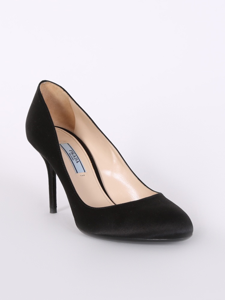 Prada Satin Round Toe Pumps Black 37 www.luxurybags